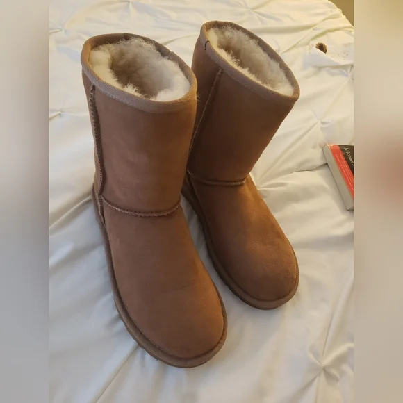 UGG | classic 🎁 - Picture 2 of 8